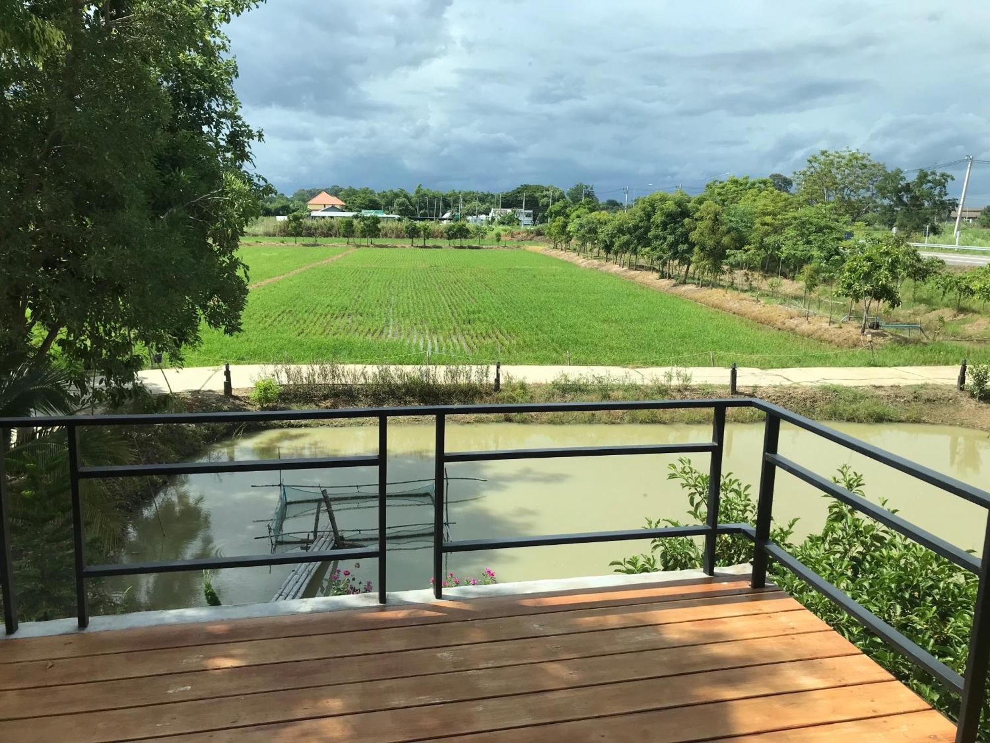 บ้านกลางเกาะ รีสอร์ท Uthai Thani Exterior foto